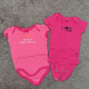 🏷5 for $25🏷 0-3 months girls daddy onesies, Gymboree and Carter’s